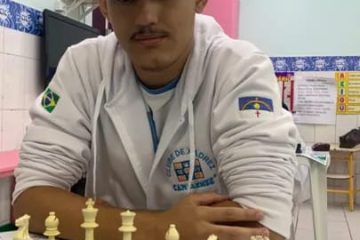 Estudante ipojucano pede ajuda para disputar mundial de xadrez na