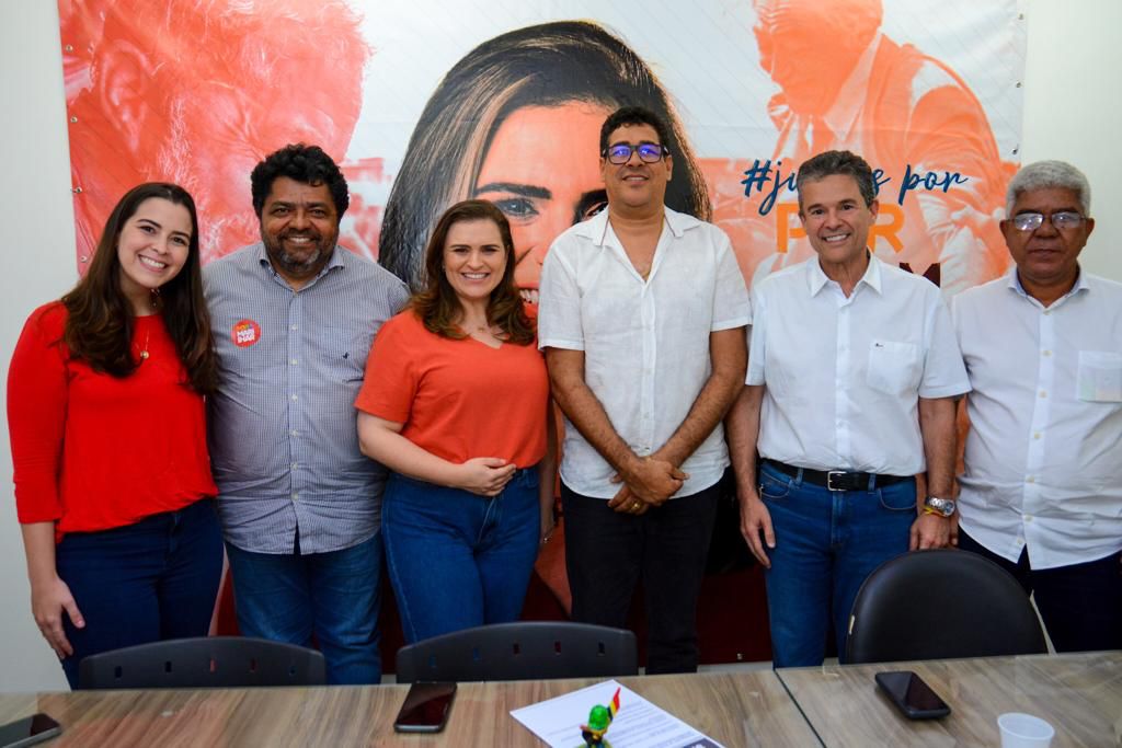 Vereadores de Ipojuca declaram apoio a Maria Arraes para Deputada Federal